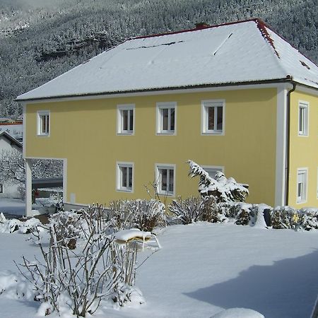 Gartenpension Lindenbauer Bad Bleiberg Exterior foto